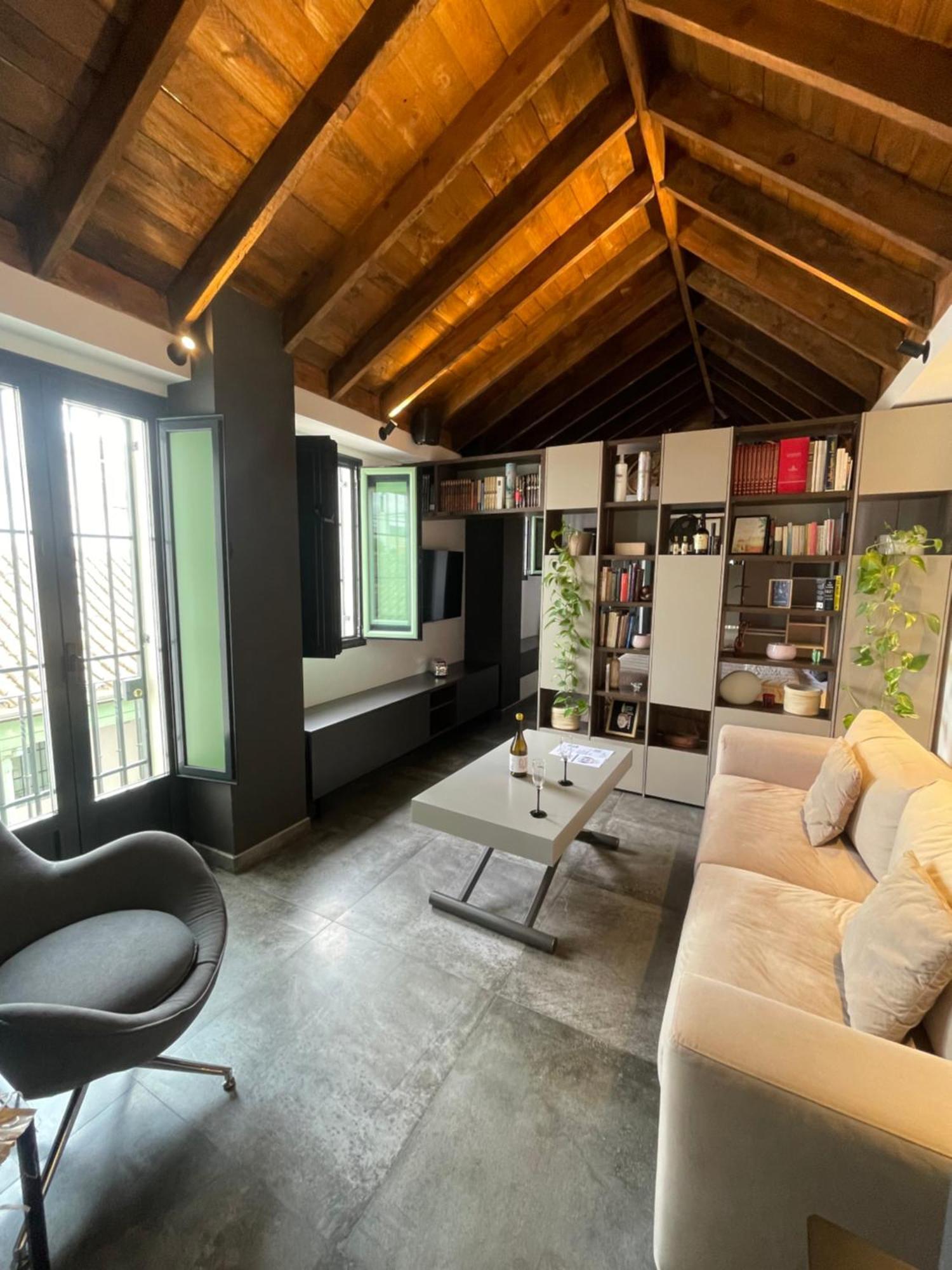 One&Lux Gran Poder - Centric&cozy apartment Séville Extérieur photo